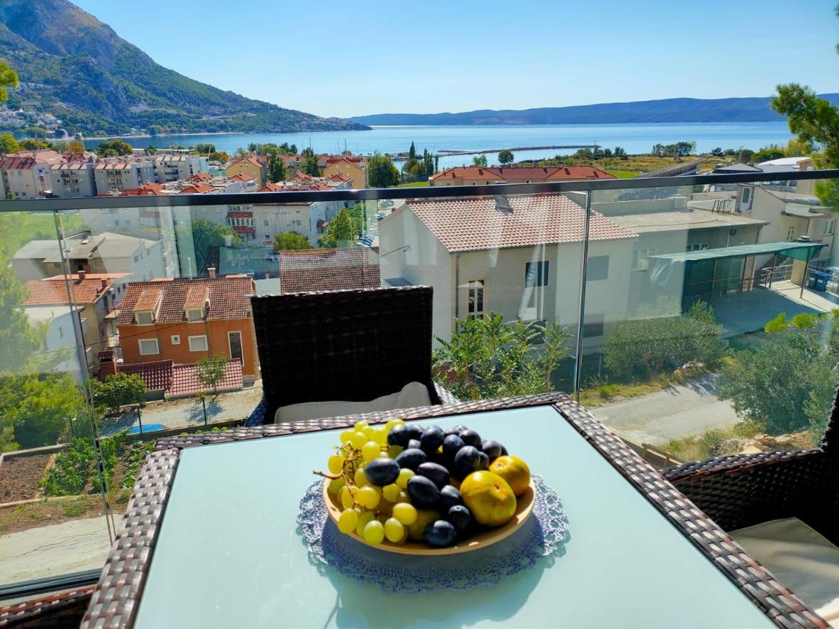 Apartmani Elin Omiš Exterior foto